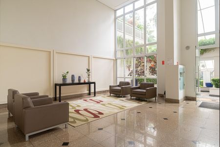 Apartamento à venda com 47m², 2 quartos e 2 vagas Apartamento à venda com 47m², 2 quartos e 2 vagasÁrea comum - Hall Social