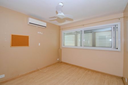 Apartamento à venda com 138m², 3 quartos e 1 vaga Apartamento à venda com 138m², 3 quartos e 1 vagaSuíte