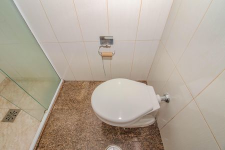 Apartamento à venda com 138m², 3 quartos e 1 vaga Apartamento à venda com 138m², 3 quartos e 1 vagaBanheiro da Suíte