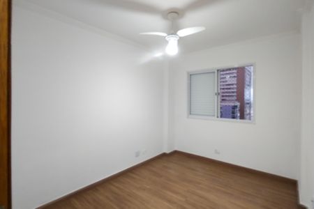 Apartamento para alugar com 182m², 3 quartos e 2 vagas Apartamento para alugar com 182m², 3 quartos e 2 vagasQuarto