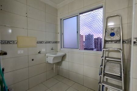 Apartamento para alugar com 182m², 3 quartos e 2 vagas Apartamento para alugar com 182m², 3 quartos e 2 vagasÁrea de serviço