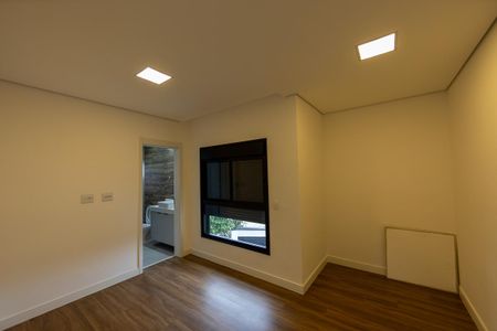 Casa de condomínio à venda com 144m², 3 quartos e 2 vagasSuite 1