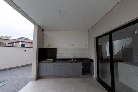 Casa de condomínio à venda com 144m², 3 quartos e 2 vagasÁrea gourmet