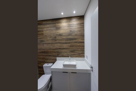 Casa de condomínio à venda com 144m², 3 quartos e 2 vagasBanheiro Suite 2