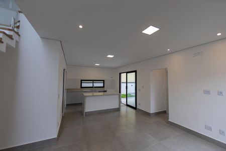 Casa de condomínio à venda com 144m², 3 quartos e 2 vagasSala_ Cozinha