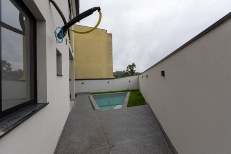 Quintal de casa de condomínio à venda com 3 quartos, 144m² em Alphaville, Santana de Parnaíba