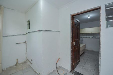 Casa para alugar com 30m², 1 quarto e sem vagaÁrea de Serviço