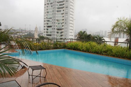 Apartamento à venda com 50m², 2 quartos e 2 vagasÁrea comum - Piscina