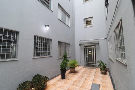 Apartamento para alugar com 42m², 2 quartos e 1 vagaHall de entrada
