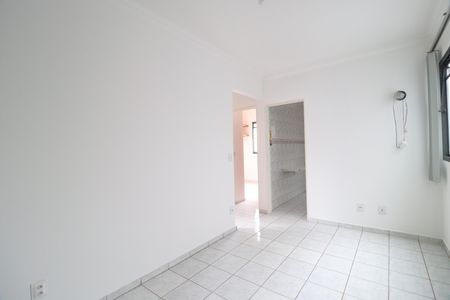 Sala de apartamento para alugar com 2 quartos, 42m² em Santa Mônica, Uberlândia