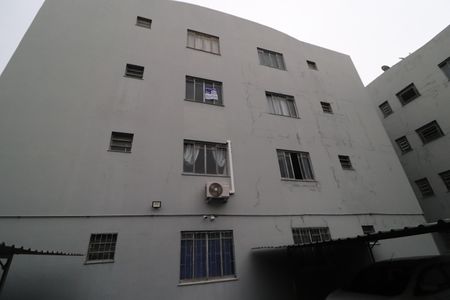 Apartamento para alugar com 42m², 2 quartos e 1 vagaPlaquinha