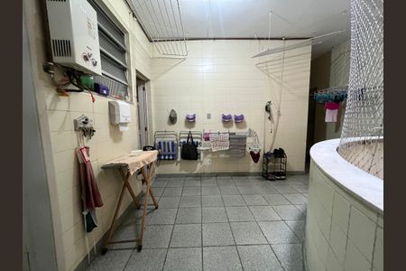 Apartamento para alugar com 300m², 4 quartos e 1 vagaÁrea de Serviço