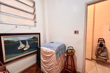 Apartamento para alugar com 300m², 4 quartos e 1 vagaQuarto de Serviço 2