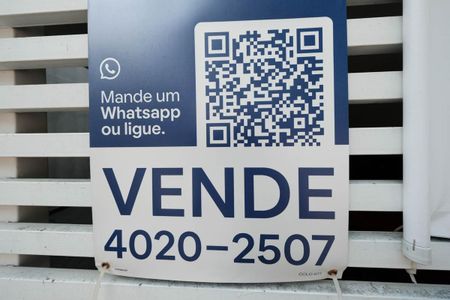 Casa à venda com 202m², 2 quartos e 2 vagasFachada