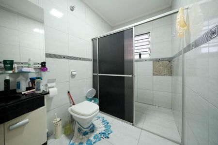 Casa à venda com 202m², 2 quartos e 2 vagasBanheiro