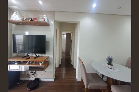Sala de apartamento à venda com 2 quartos, 60m² em Jaguaribe, Osasco