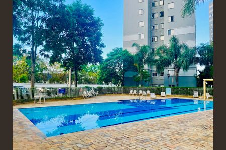 Apartamento para alugar com 45m², 2 quartos e 1 vagaÁrea comum - Piscina