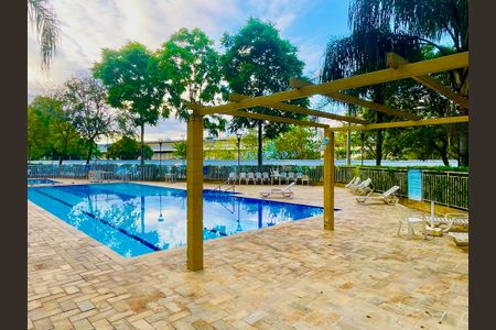 Apartamento para alugar com 45m², 2 quartos e 1 vagaÁrea comum - Piscina