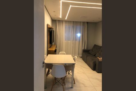 Apartamento para alugar com 42m², 2 quartos e 1 vagaSala