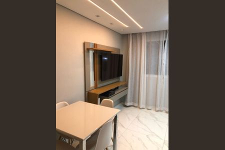 Apartamento para alugar com 42m², 2 quartos e 1 vagaSala