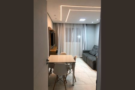 Sala de apartamento para alugar com 2 quartos, 42m² em Passo das Pedras, Porto Alegre