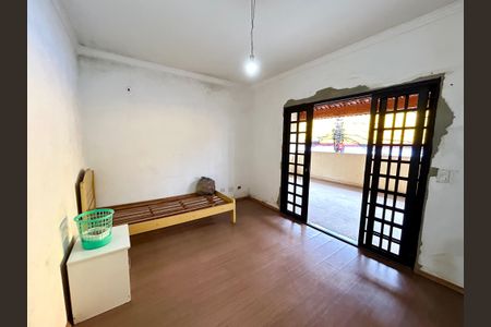 Casa para alugar com 140m², 3 quartos e 2 vagas Casa para alugar com 140m², 3 quartos e 2 vagasQuarto