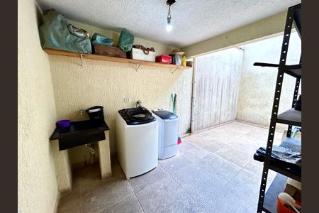 Casa para alugar com 140m², 3 quartos e 2 vagas Casa para alugar com 140m², 3 quartos e 2 vagasÁrea de Serviço