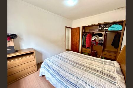 Casa para alugar com 140m², 3 quartos e 2 vagas Casa para alugar com 140m², 3 quartos e 2 vagasSuíte