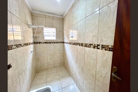 Casa para alugar com 140m², 3 quartos e 2 vagas Casa para alugar com 140m², 3 quartos e 2 vagasBanheiro da Suíte