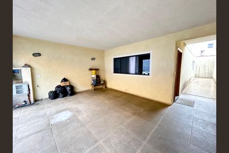 Casa para alugar com 140m², 3 quartos e 2 vagas Casa para alugar com 140m², 3 quartos e 2 vagasÁrea comum