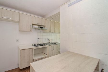 Apartamento para alugar com 40m², 2 quartos e 1 vaga Apartamento para alugar com 40m², 2 quartos e 1 vagaCozinha e Área de Serviço