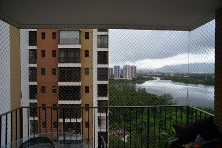 Apartamento para alugar com 75m², 2 quartos e 2 vagas Apartamento para alugar com 75m², 2 quartos e 2 vagasVaranda