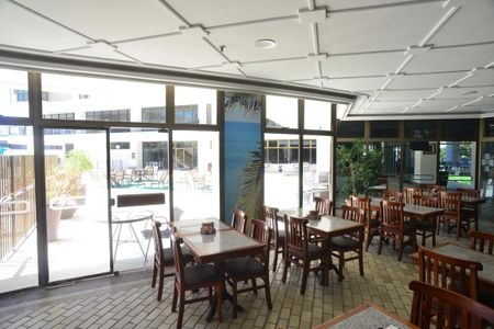 Apartamento para alugar com 75m², 2 quartos e 2 vagas