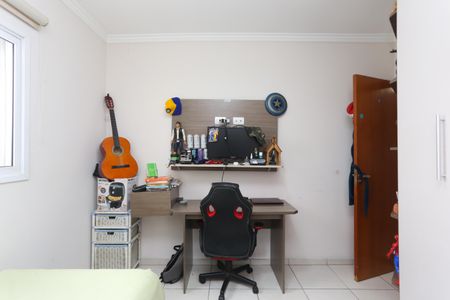 Casa à venda com 105m², 3 quartos e 2 vagasQuarto 2