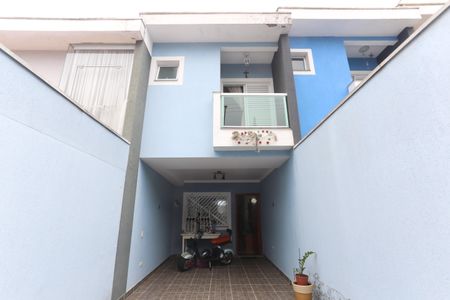 Casa à venda com 105m², 3 quartos e 2 vagasFachada 