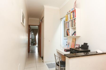 Casa à venda com 105m², 3 quartos e 2 vagasCorredor 