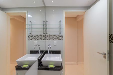 Apartamento à venda com 75m², 2 quartos e 1 vagaBanheiro 