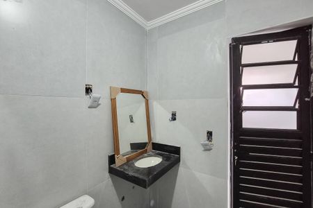 Banheiro Social de kitnet/studio para alugar com 1 quarto, 26m² em Jardim do Mar, São Bernardo do Campo