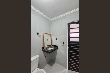 Banheiro Social de kitnet/studio para alugar com 1 quarto, 26m² em Jardim do Mar, São Bernardo do Campo