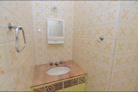 Casa para alugar com 42m², 1 quarto e sem vagaBanheiro