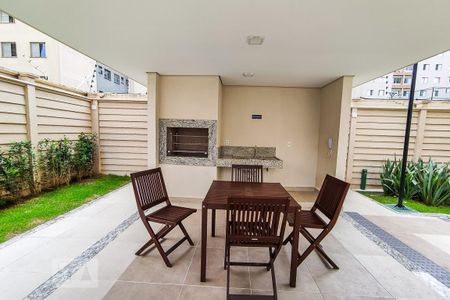 Apartamento para alugar com 35m², 2 quartos e sem vagaÁrea comum - Churrasqueira