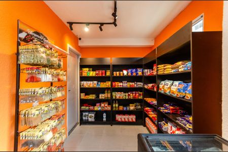 Apartamento à venda com 32m², 2 quartos e sem vagaÁrea comum