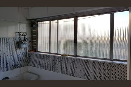 Apartamento à venda com 65m², 2 quartos e 1 vagaÁrea de serviço