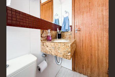 Apartamento à venda com 70m², 3 quartos e 1 vaga Apartamento à venda com 70m², 3 quartos e 1 vagaBanheiro 1