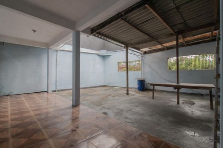 Casa para alugar com 100m², 3 quartos e 1 vaga Casa para alugar com 100m², 3 quartos e 1 vagaQuintal