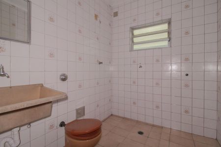 Casa para alugar com 100m², 3 quartos e 1 vaga Casa para alugar com 100m², 3 quartos e 1 vagaBanheiro 1