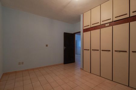 Casa para alugar com 100m², 3 quartos e 1 vaga Casa para alugar com 100m², 3 quartos e 1 vagaQuarto 2