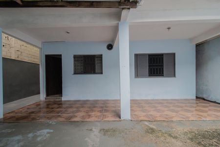 Casa para alugar com 100m², 3 quartos e 1 vaga Casa para alugar com 100m², 3 quartos e 1 vagaQuintal
