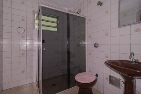 Casa para alugar com 100m², 3 quartos e 1 vaga Casa para alugar com 100m², 3 quartos e 1 vagaBanheiro 2