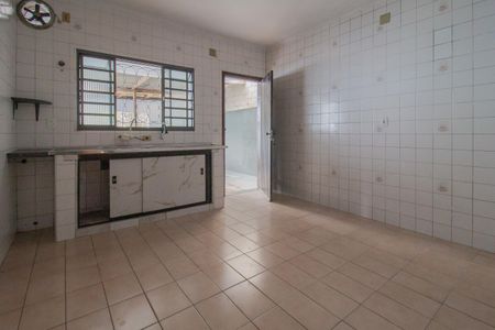Casa para alugar com 100m², 3 quartos e 1 vaga Casa para alugar com 100m², 3 quartos e 1 vagaCozinha